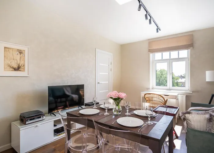 Top Location 1-Bedroom Apartment